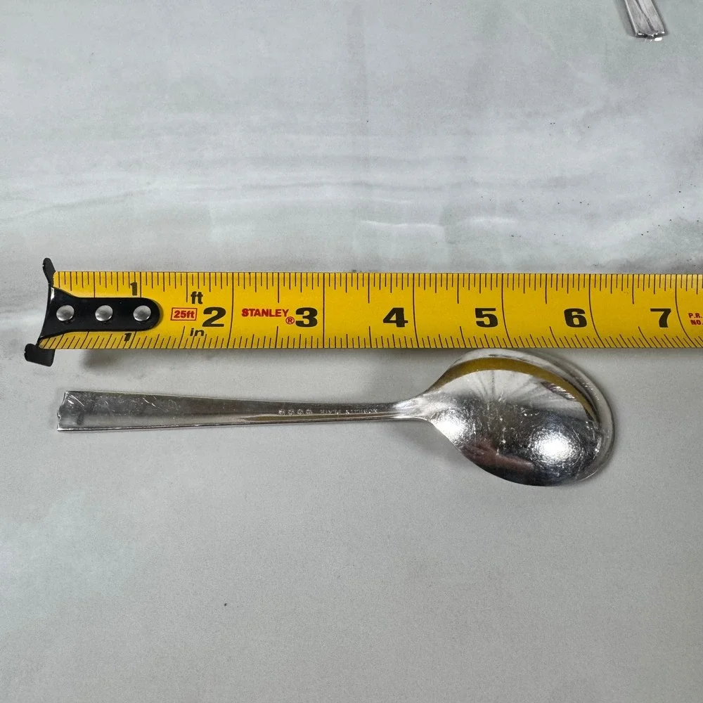 Set of 4 Oneida Nobility Plate Silver‎ Plated Round Soup Spoons Caprice Lot 1